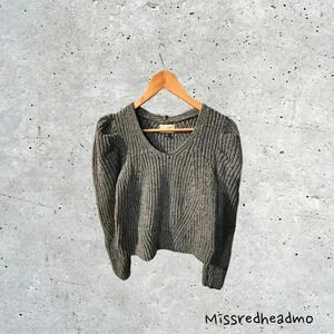 Universal Thread Sweater - Medium